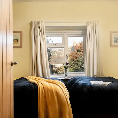 Badgers Way - With Hot Tub Holiday home *